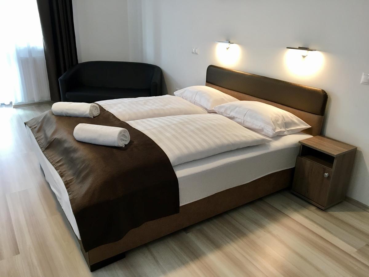 M&F Apartman Egerszalok Ngoại thất bức ảnh